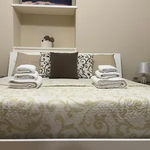 Apartament Fontanella Deluxe, Brindisi